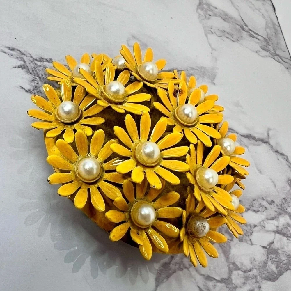 Vintage Yellow Daisy Pearl Metal Flower Brooch Vibrant Retro
